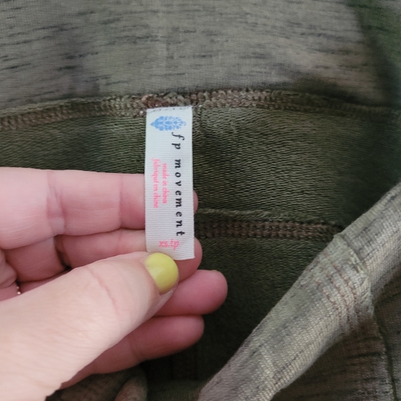 FREE PEOPLE movement olive green cotton blend leggings size xs - Picture 6 of 7